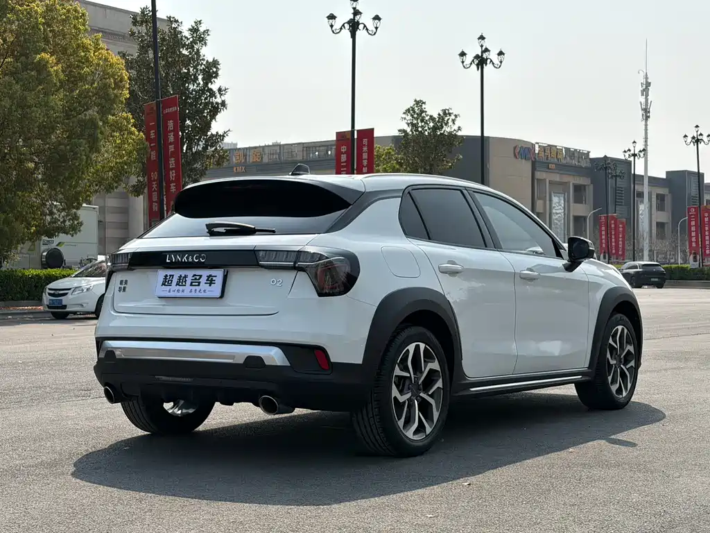 Lynk & Co 02 — миниатюра 4