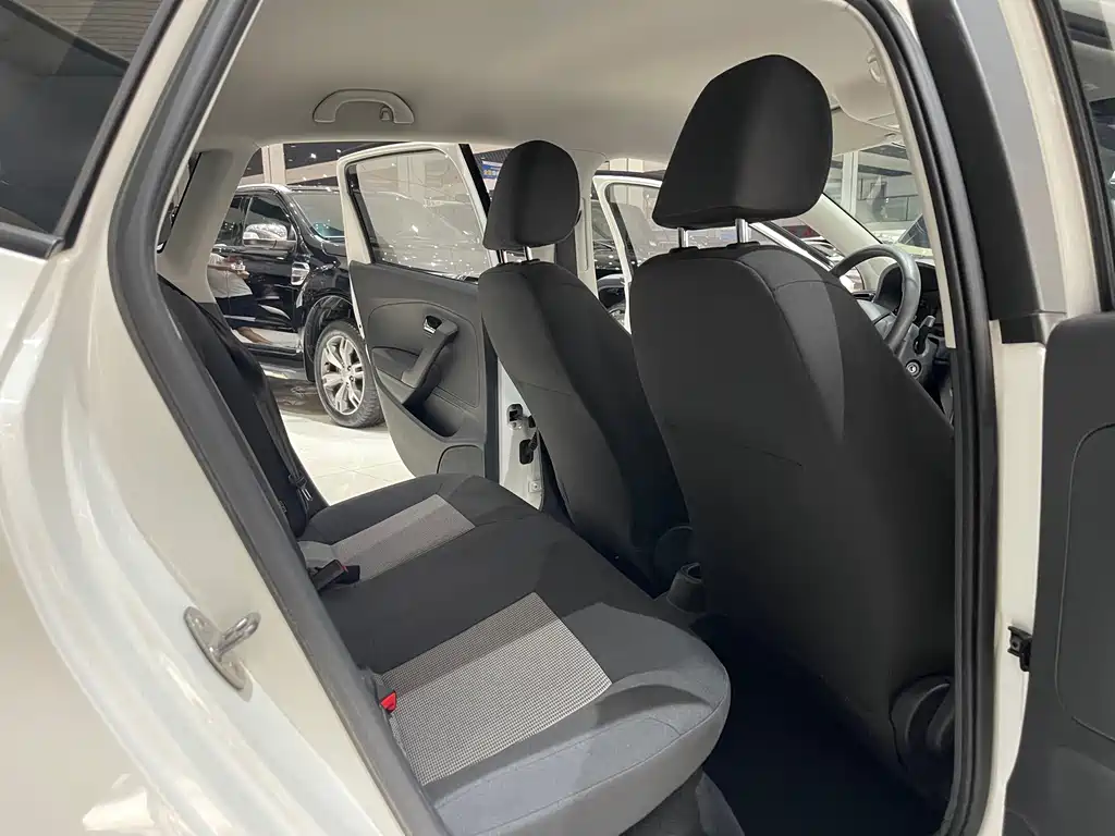Volkswagen Polo 1.4L Auto Elegant Type, фото 10