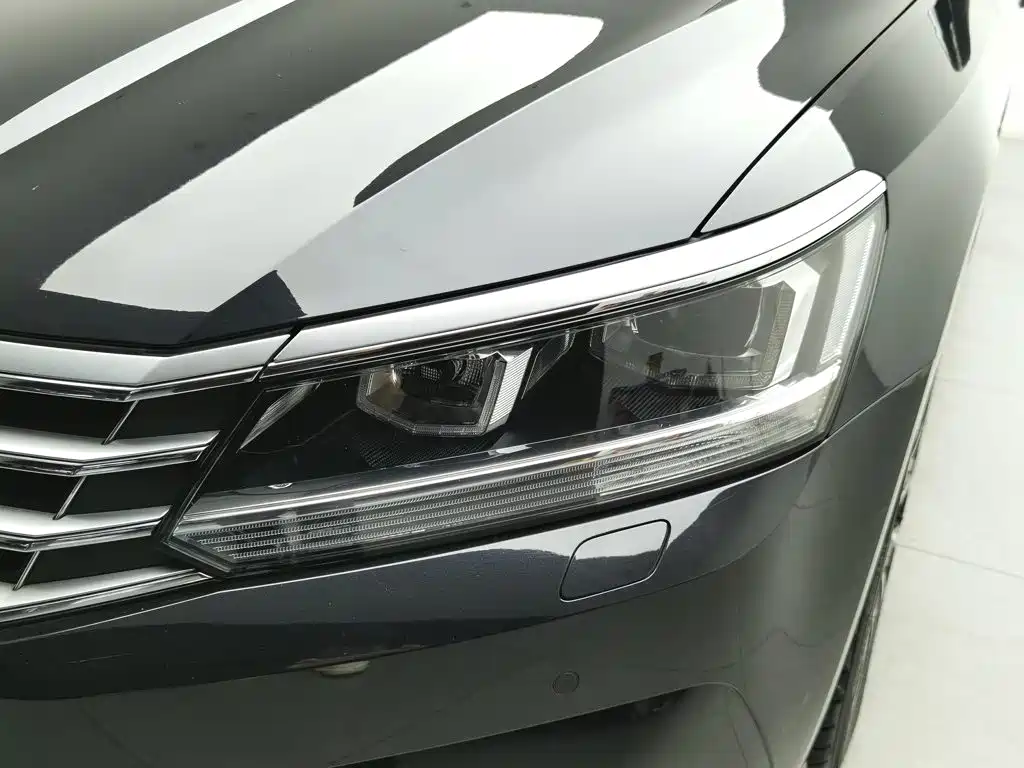 Volkswagen Passat — миниатюра 7