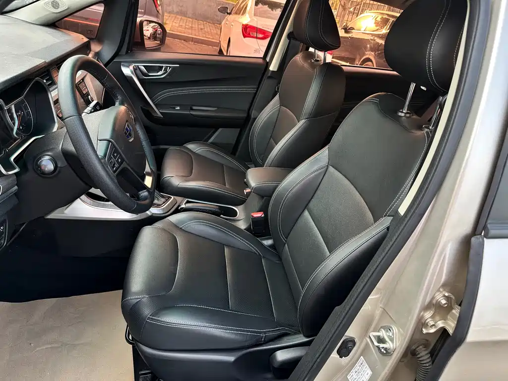 Geely Vision X3 — миниатюра 14
