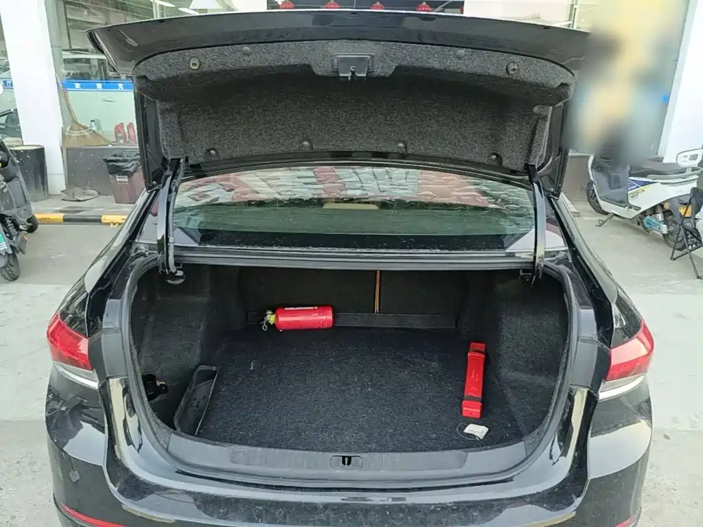 Buick Excelle — миниатюра 19