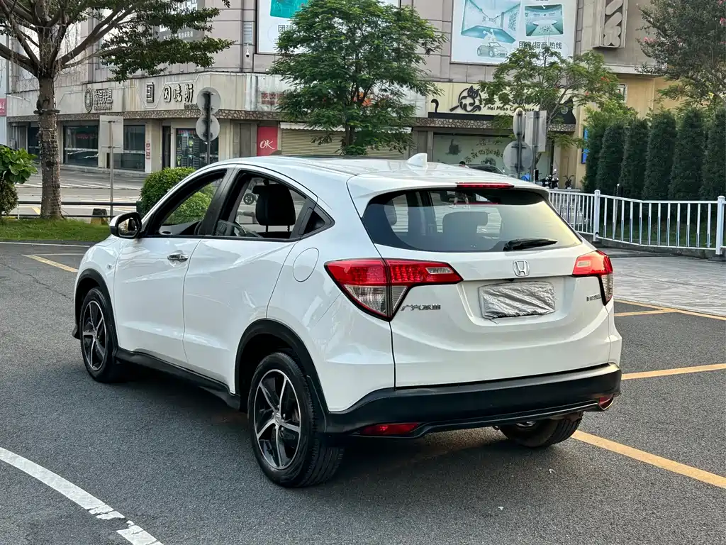 Honda Vezel — миниатюра 6