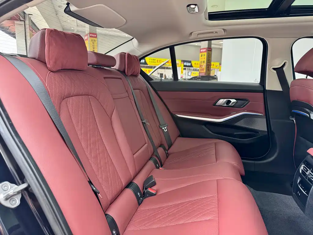 BMW 3 Series — миниатюра 11