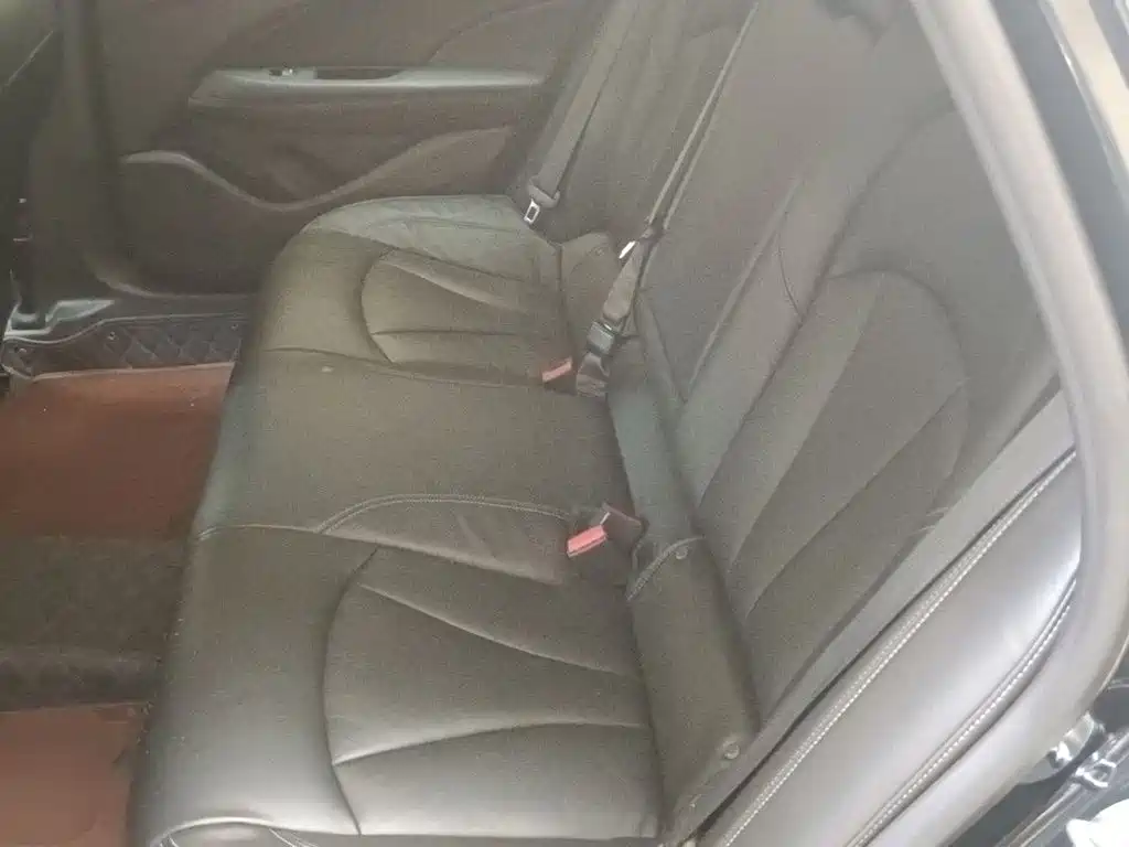 Buick LaCrosse — миниатюра 13