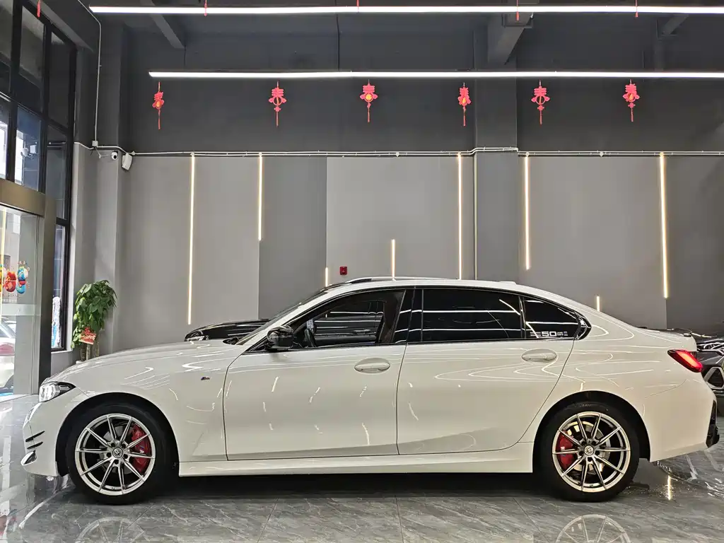 BMW 3 Series 3 2023 320Li M Sport