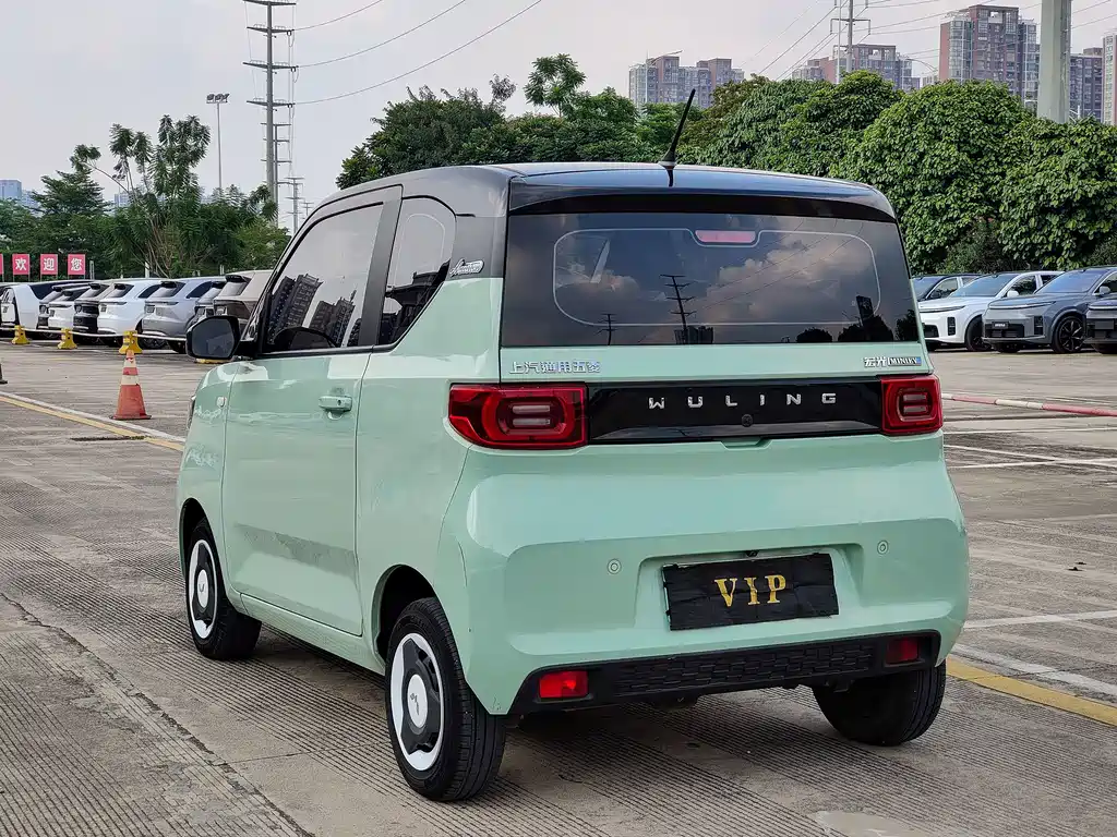 Wuling MINIEV — миниатюра 5