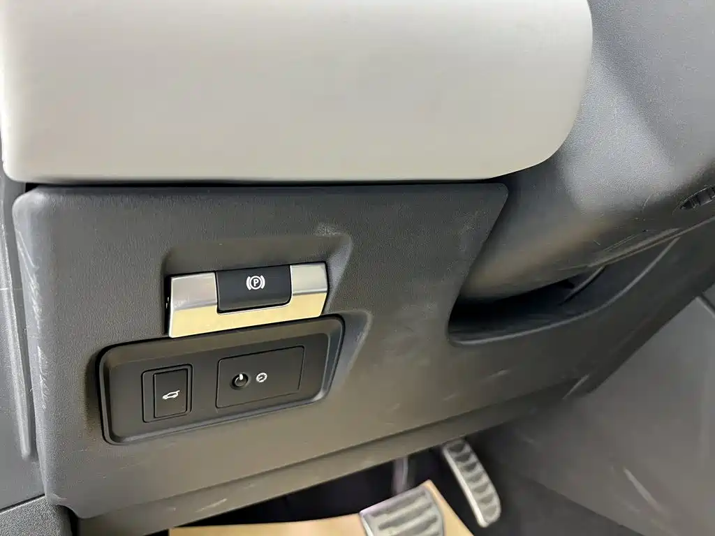 Land Rover Evoque — миниатюра 39