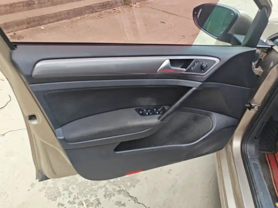 Volkswagen Golf — миниатюра 7
