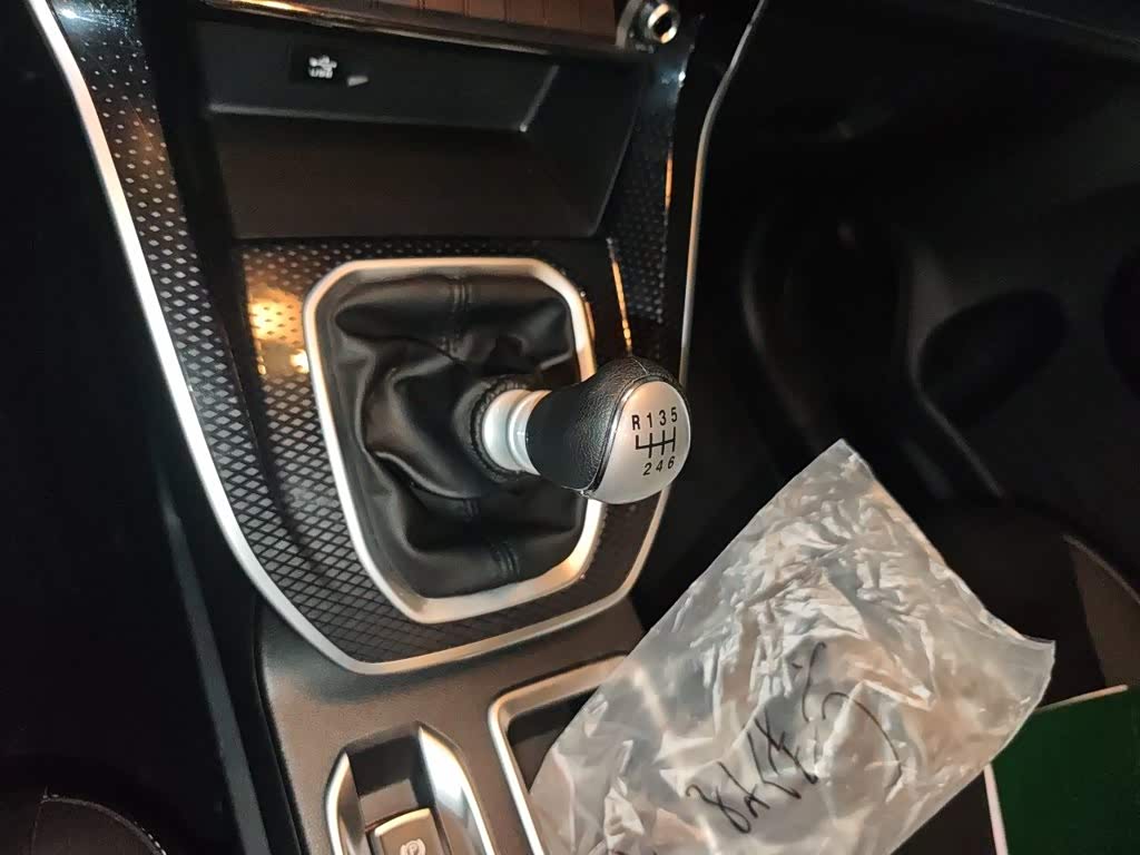 Haval Haval M6 1.5 л 2024 г. Белый, пробег 18900 км