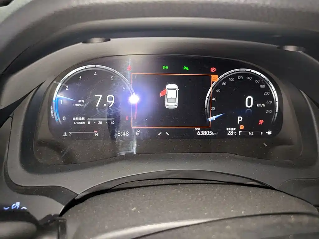 Toyota Camry — миниатюра 12
