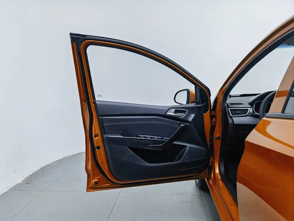 Baojun 310 — миниатюра 8