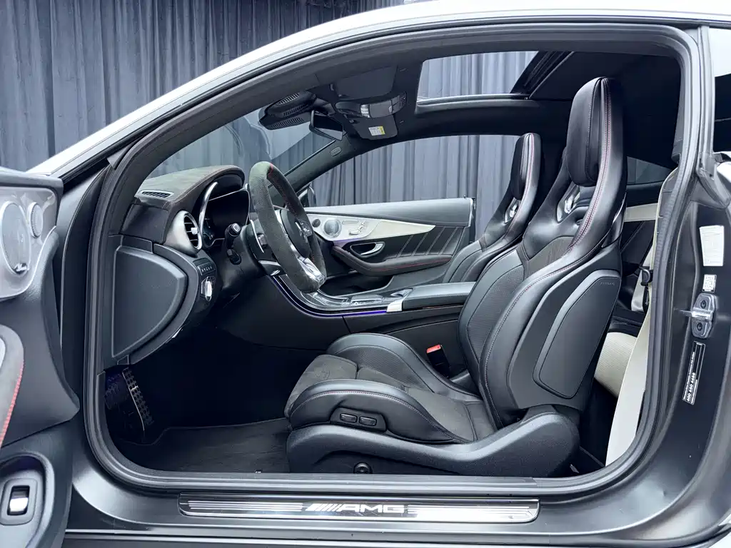 MERCEDES-BENZ C CLASS AMG