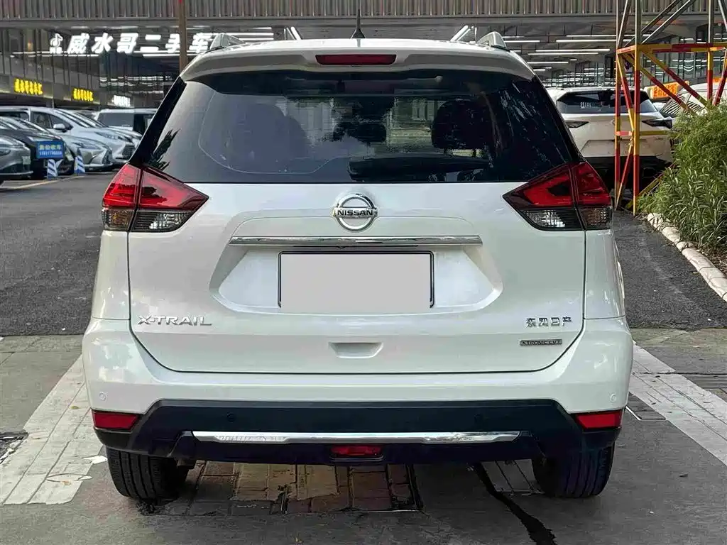 Nissan X-Trail — миниатюра 6