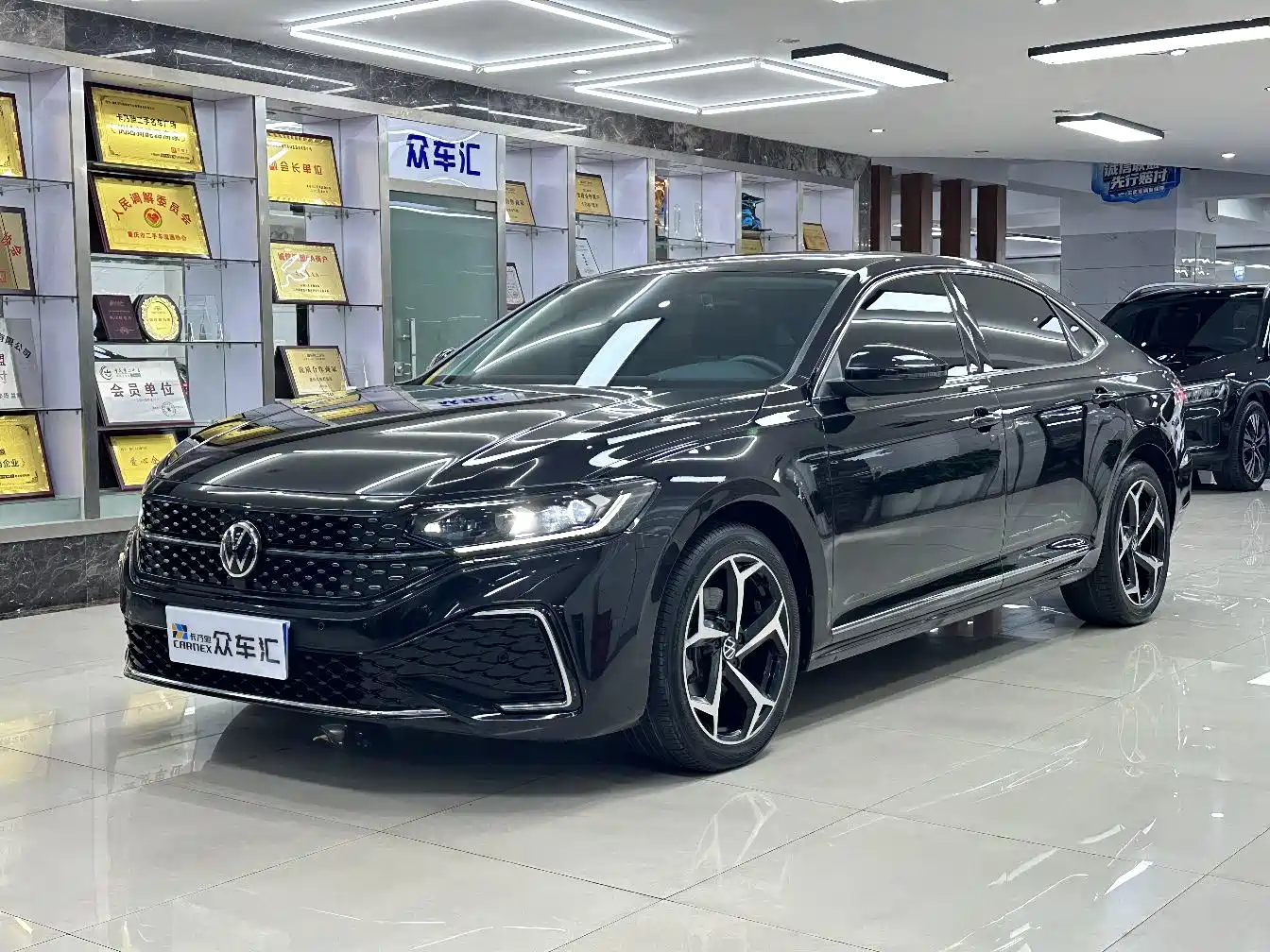 帕萨特 2024款 380TSI 星空龙腾版 2024