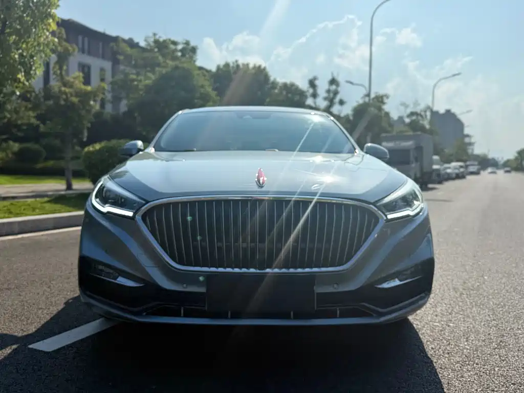 RED FLAG HONGQI H5