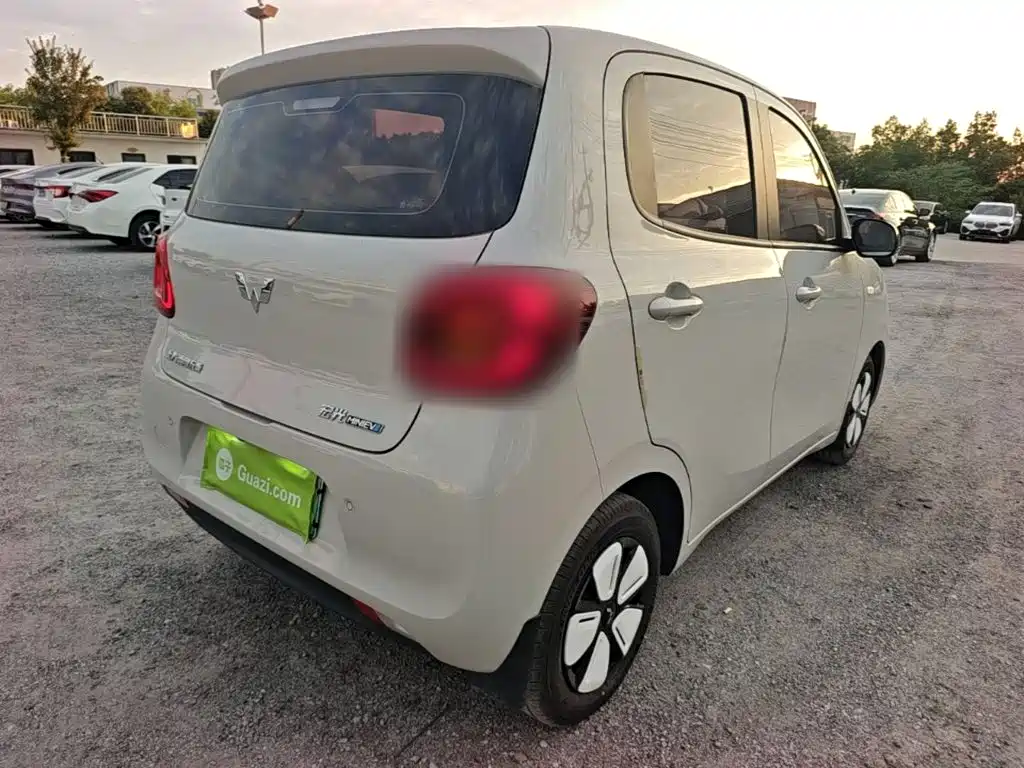 Wuling MINIEV — миниатюра 7