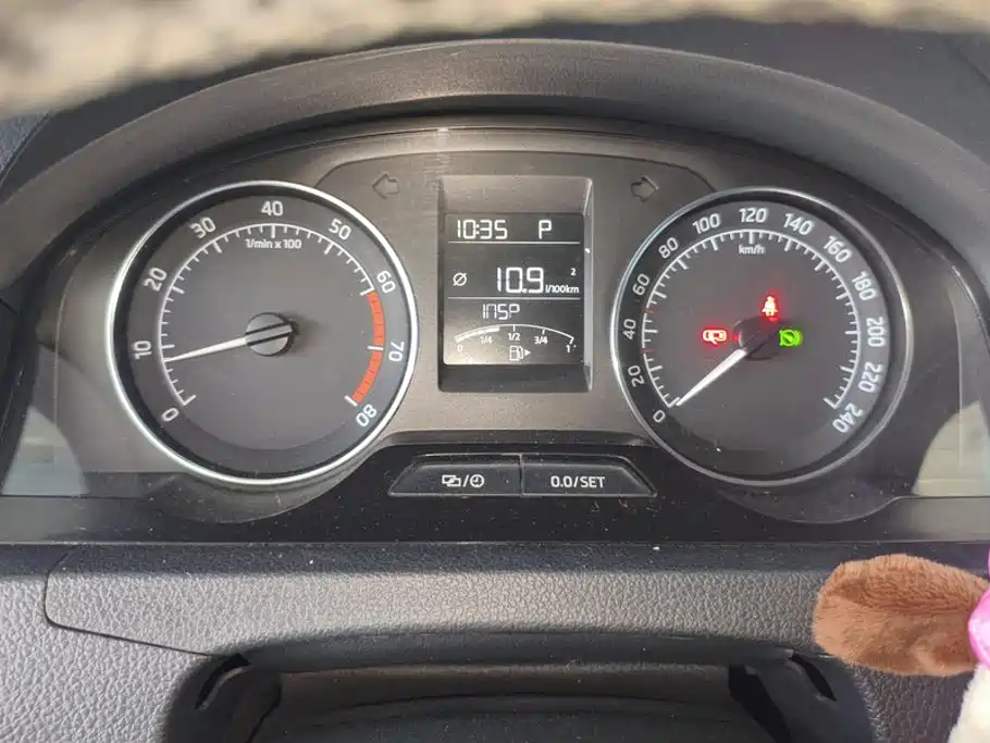 Skoda Rapid Spaceback — миниатюра 14