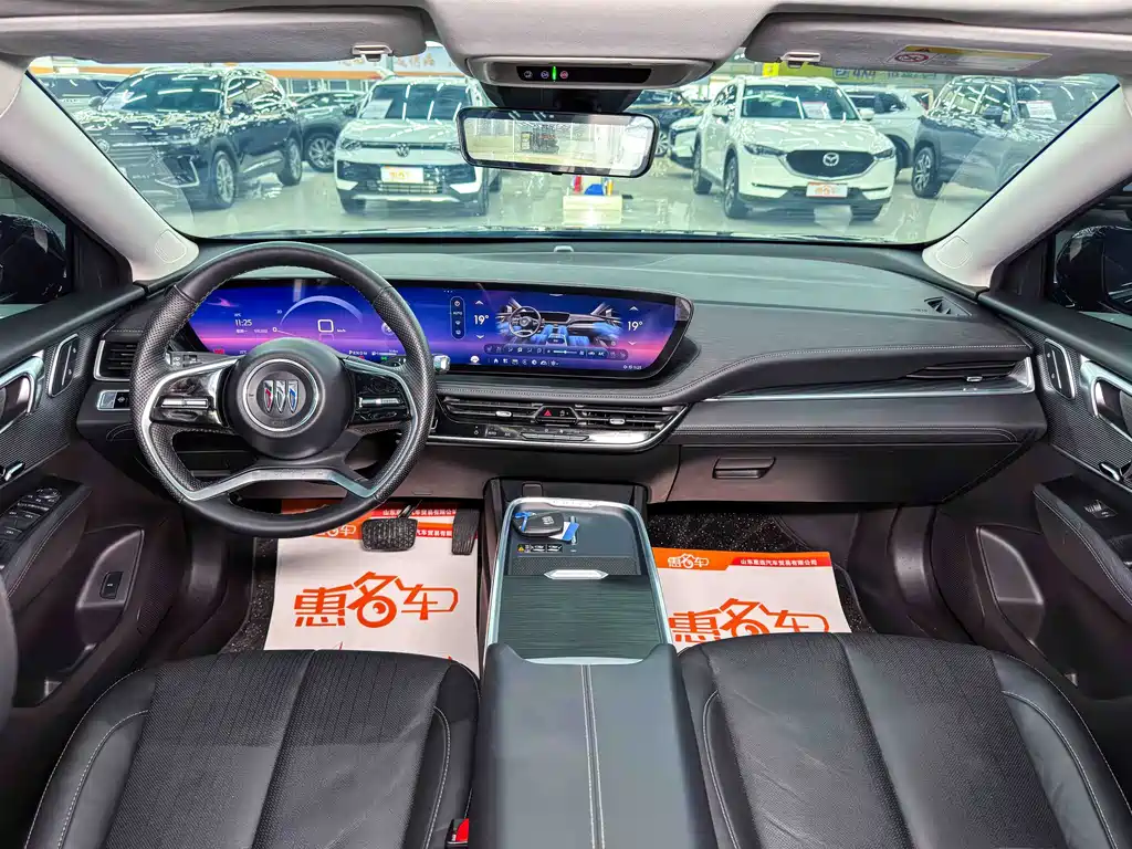 Buick LaCrosse — миниатюра 9