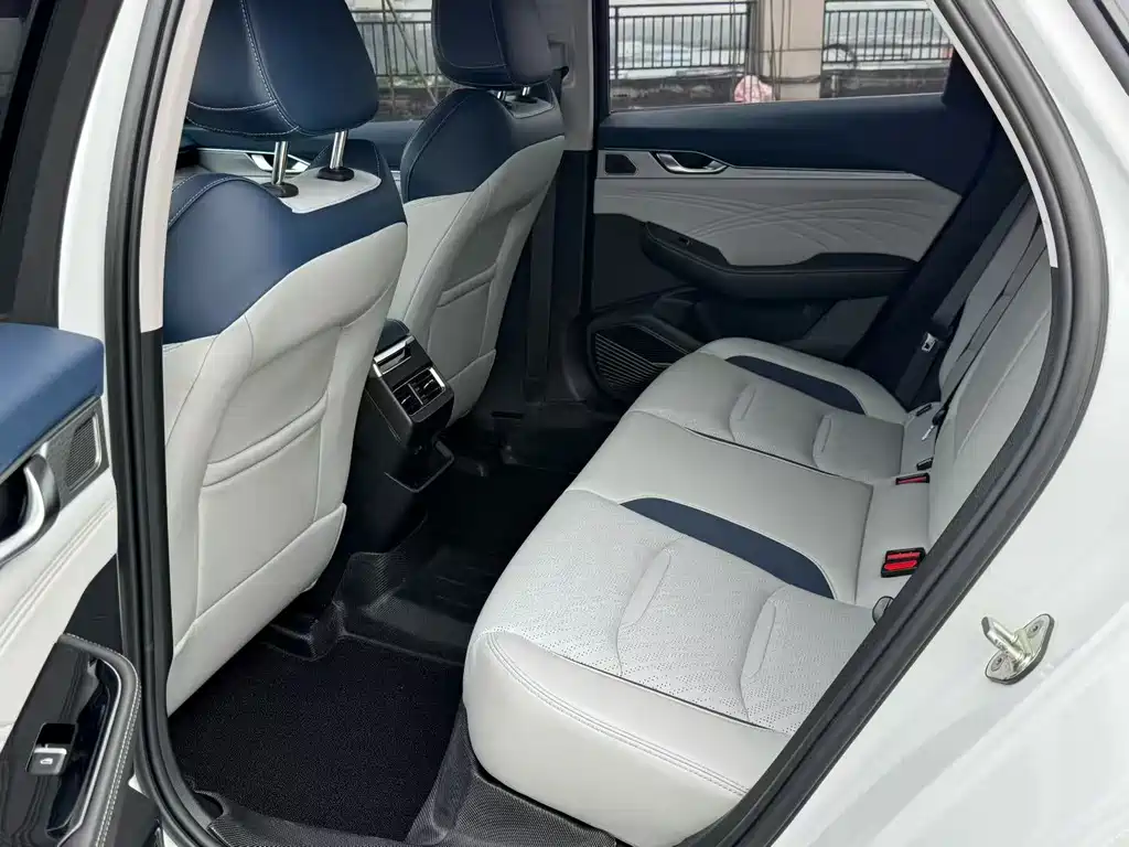 Geely Xingrui — миниатюра 5