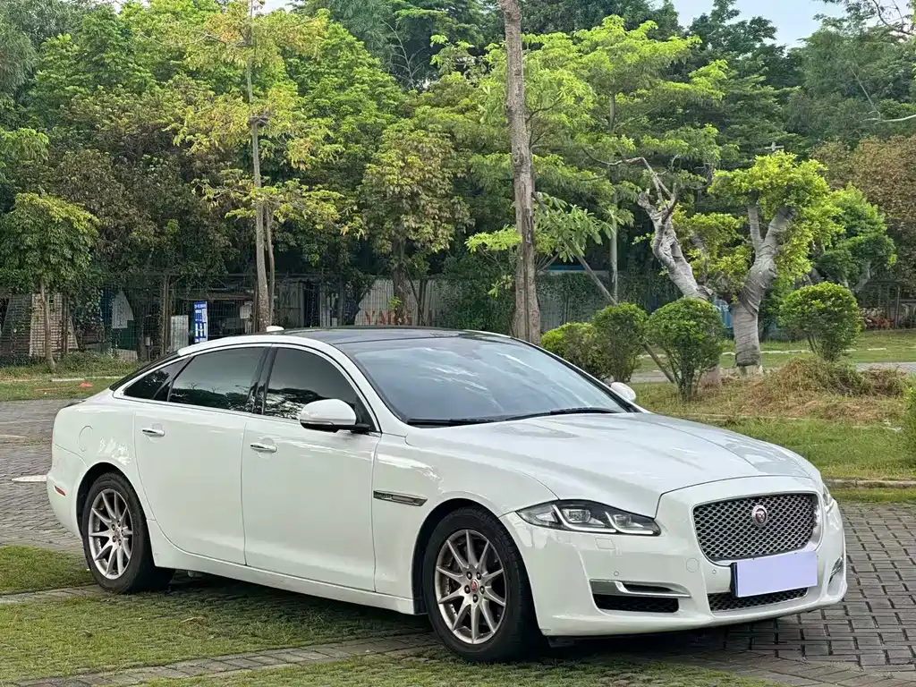 Jaguar XJ 2016 XJL 2.0T Elegant