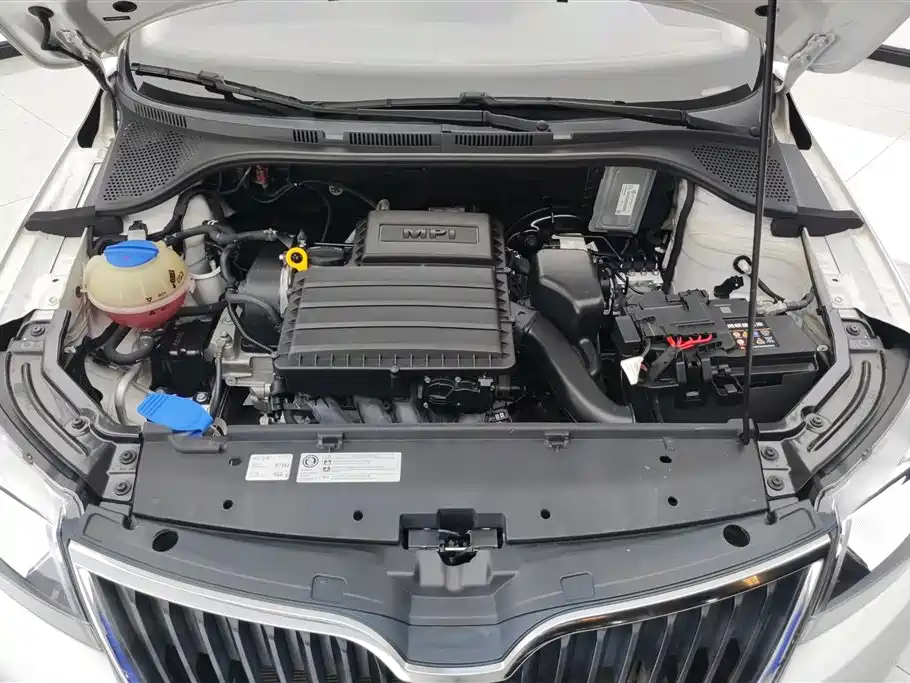 Skoda Rapid 2016 1.6L MT