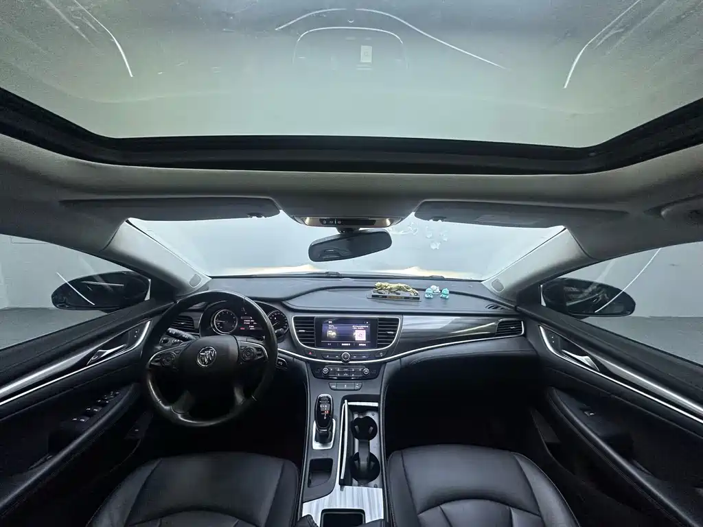 Buick LaCrosse 2021 652T Luxury