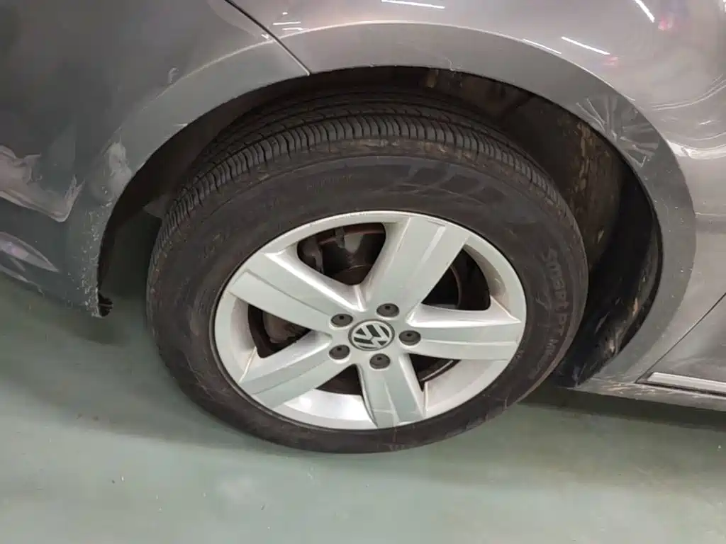 Volkswagen Touran — миниатюра 23