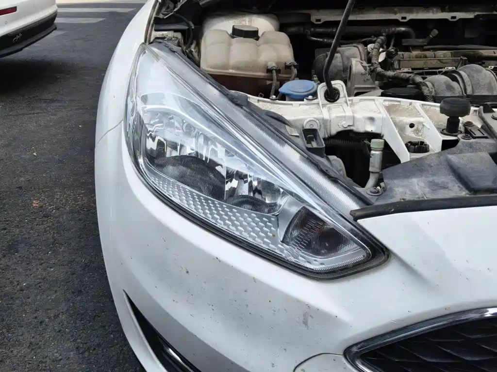 Ford Focus — миниатюра 7