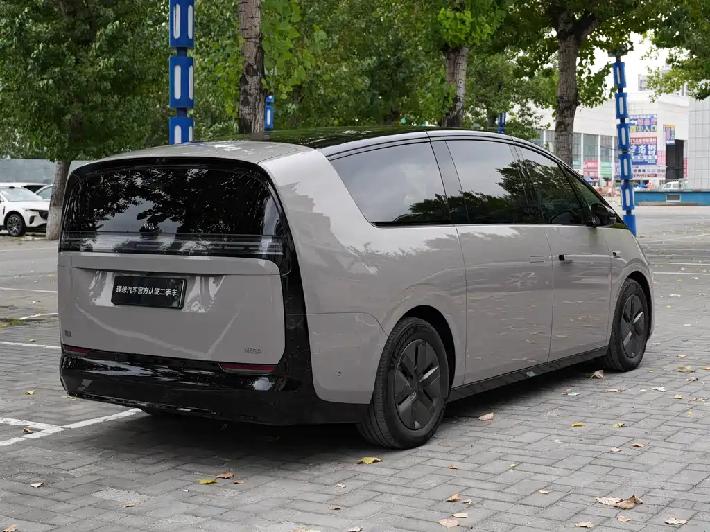 Li Auto Li MEGA — миниатюра 5