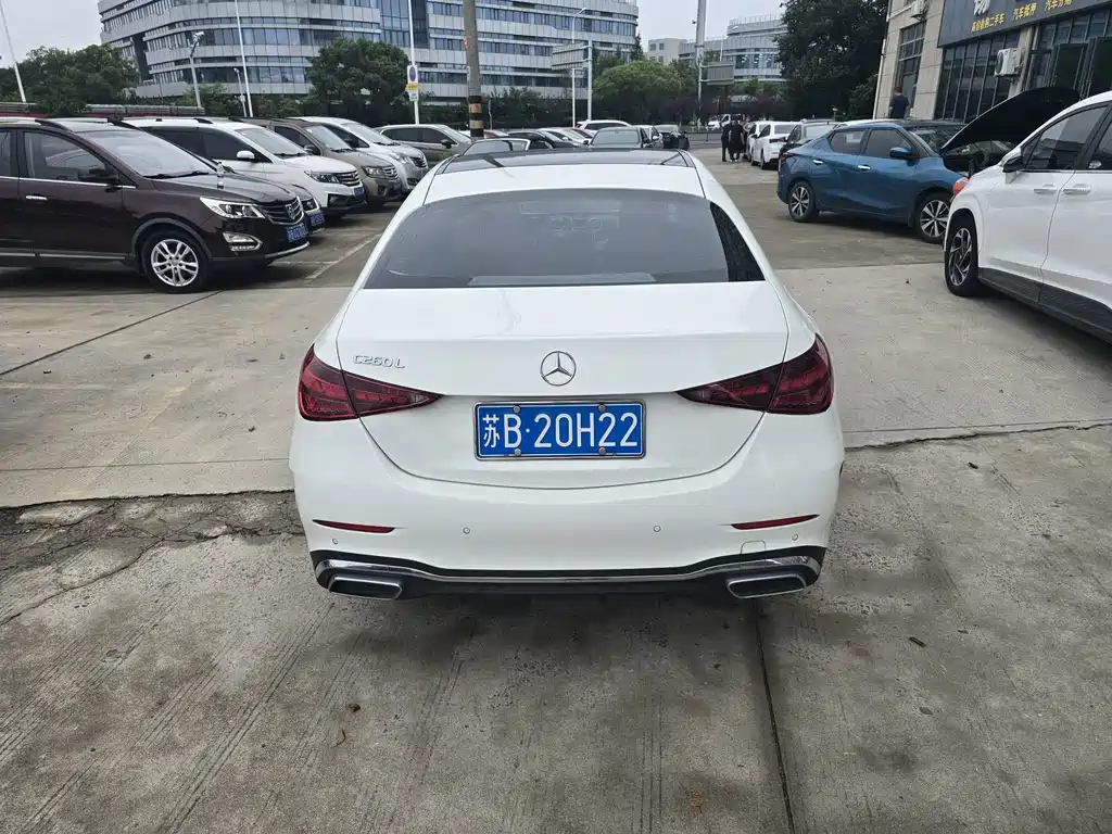 Mercedes-Benz C-Class — миниатюра 8