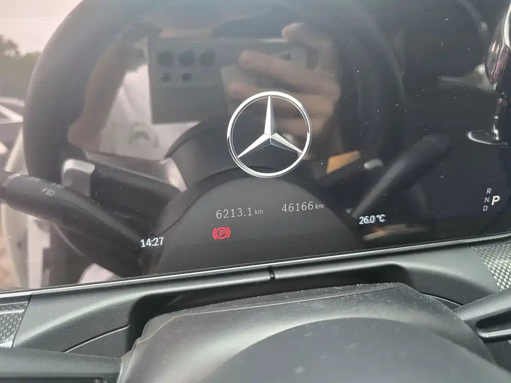 Mercedes-Benz C-Class — миниатюра 6