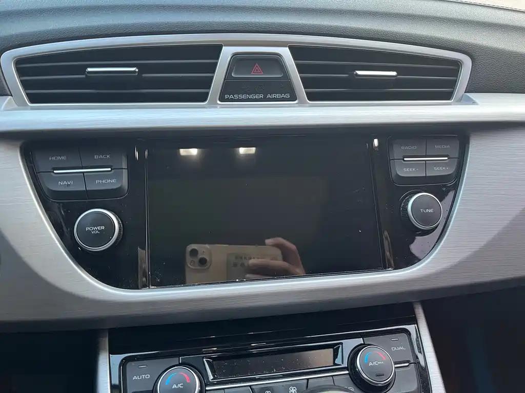 Geely Boyue — миниатюра 16