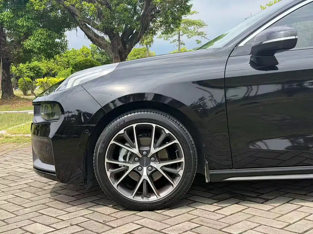 Lynk & Co 03 2019 2.0TD AT Pro