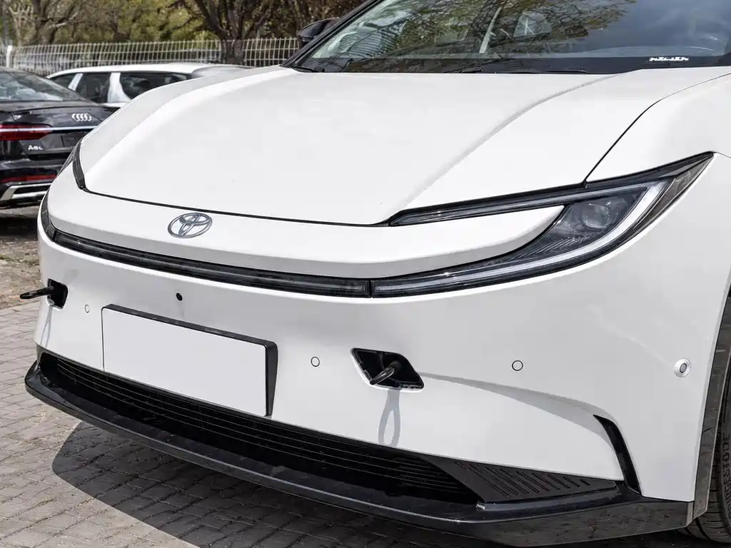 Toyota bZ5 — миниатюра 15