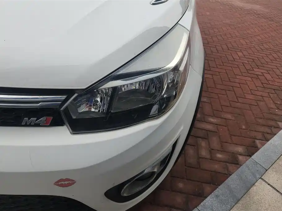 Great Wall M4 2012 1.5L MT Luxury