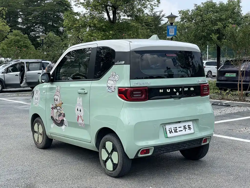 Wuling MINIEV — миниатюра 9