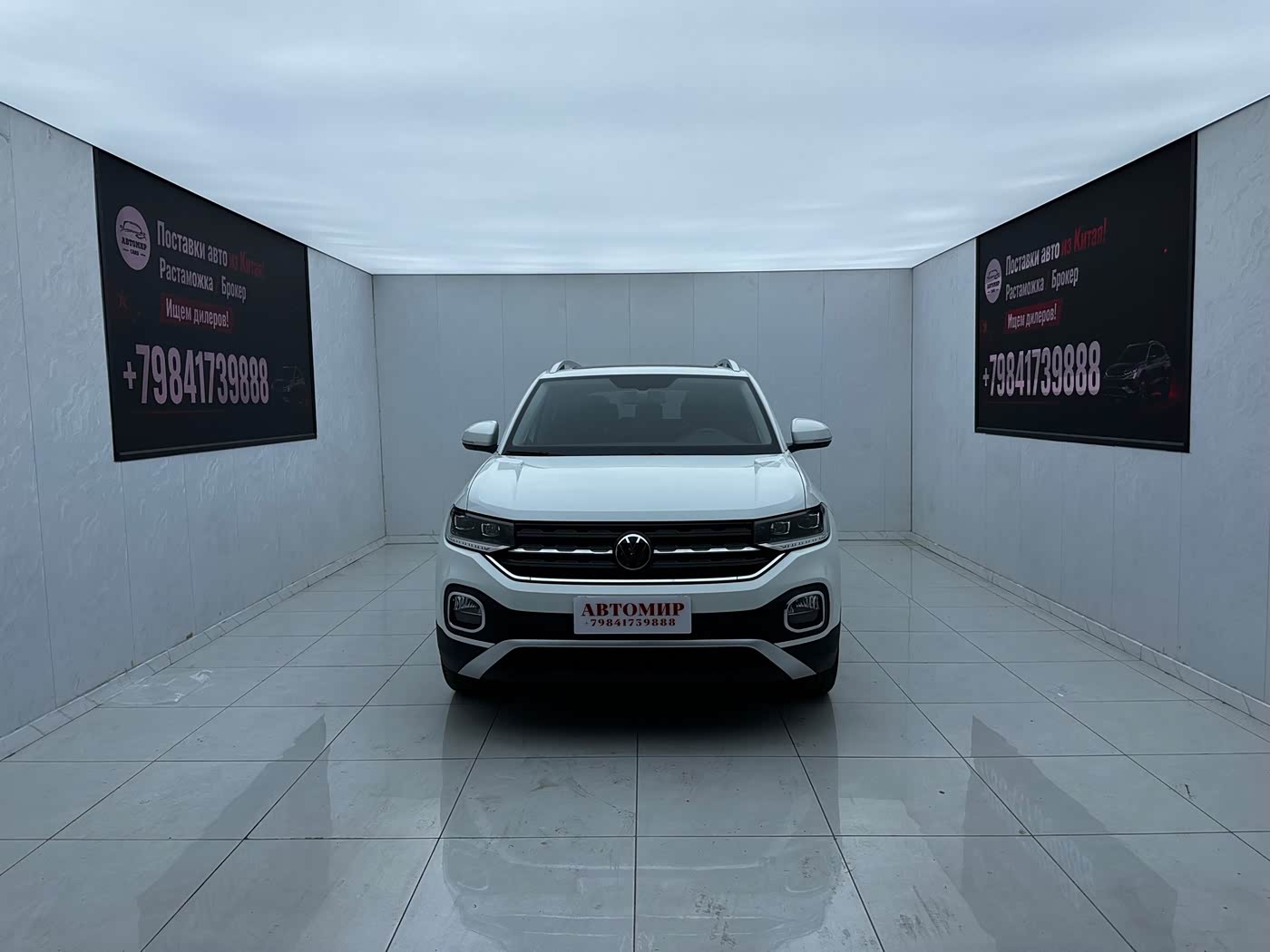 Volkswagen Tanying 1.5 л 2023 г. Белый, пробег 12000 км
