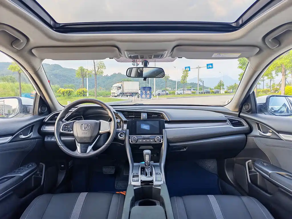 Honda Civic — миниатюра 11