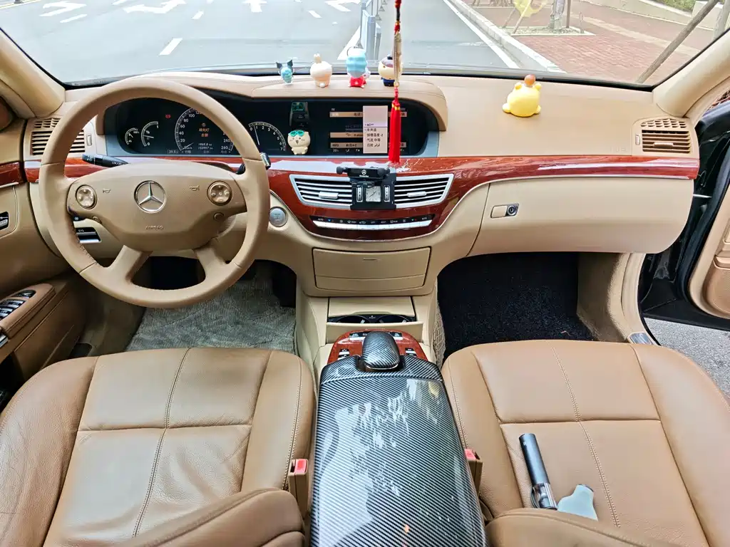 Mercedes-Benz S-Class — миниатюра 14