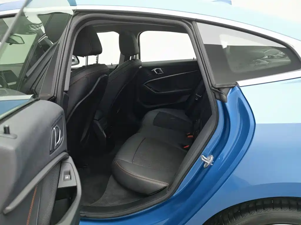 BMW 2 Series (Import) — миниатюра 15