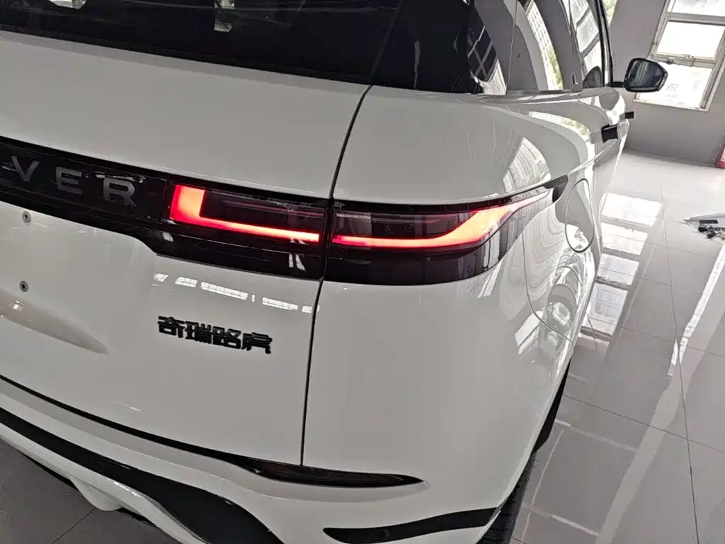 Land Rover Range Rover Evoque 2026 L SE