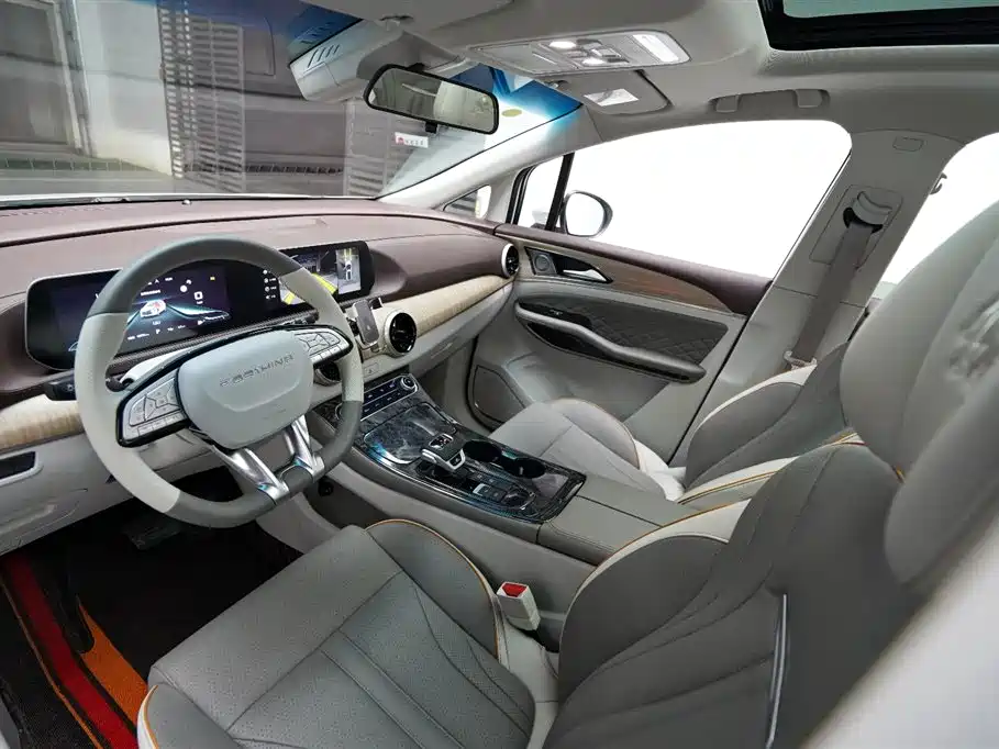 DONGFENG POPULAR YACHTS