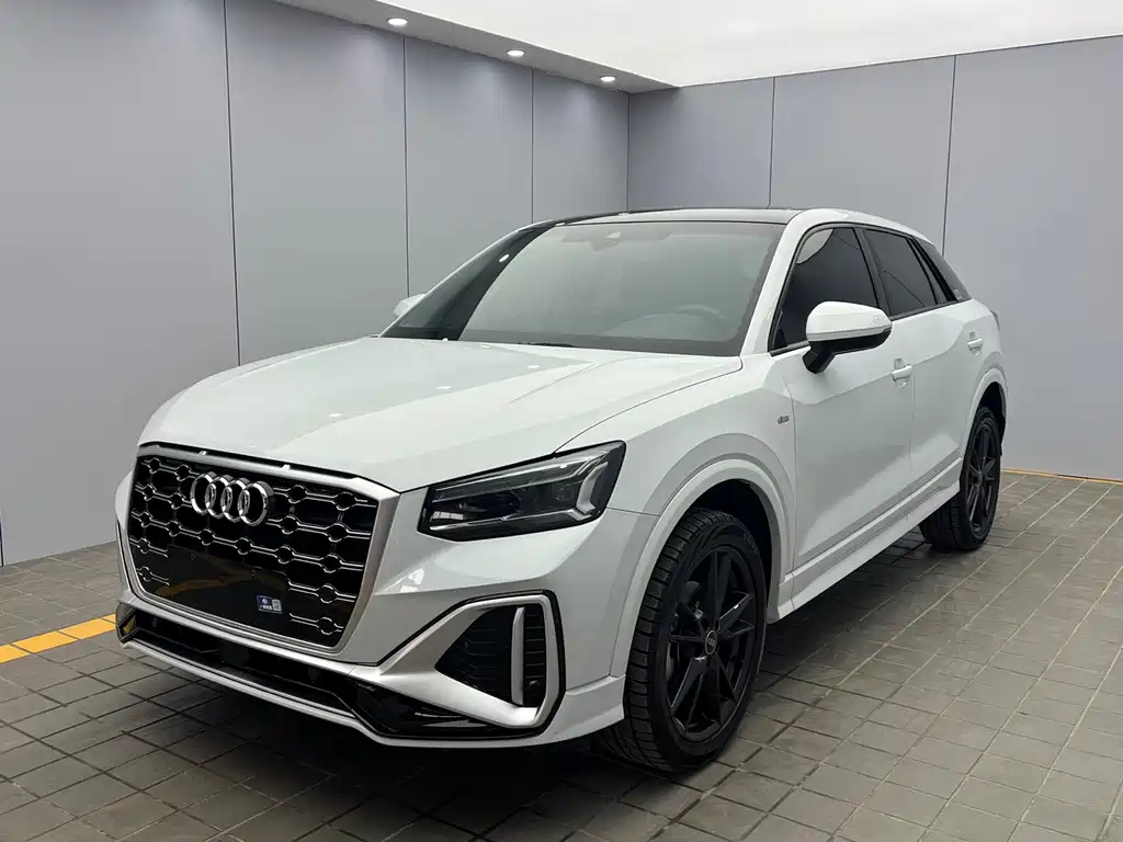 Audi Q2L 2022