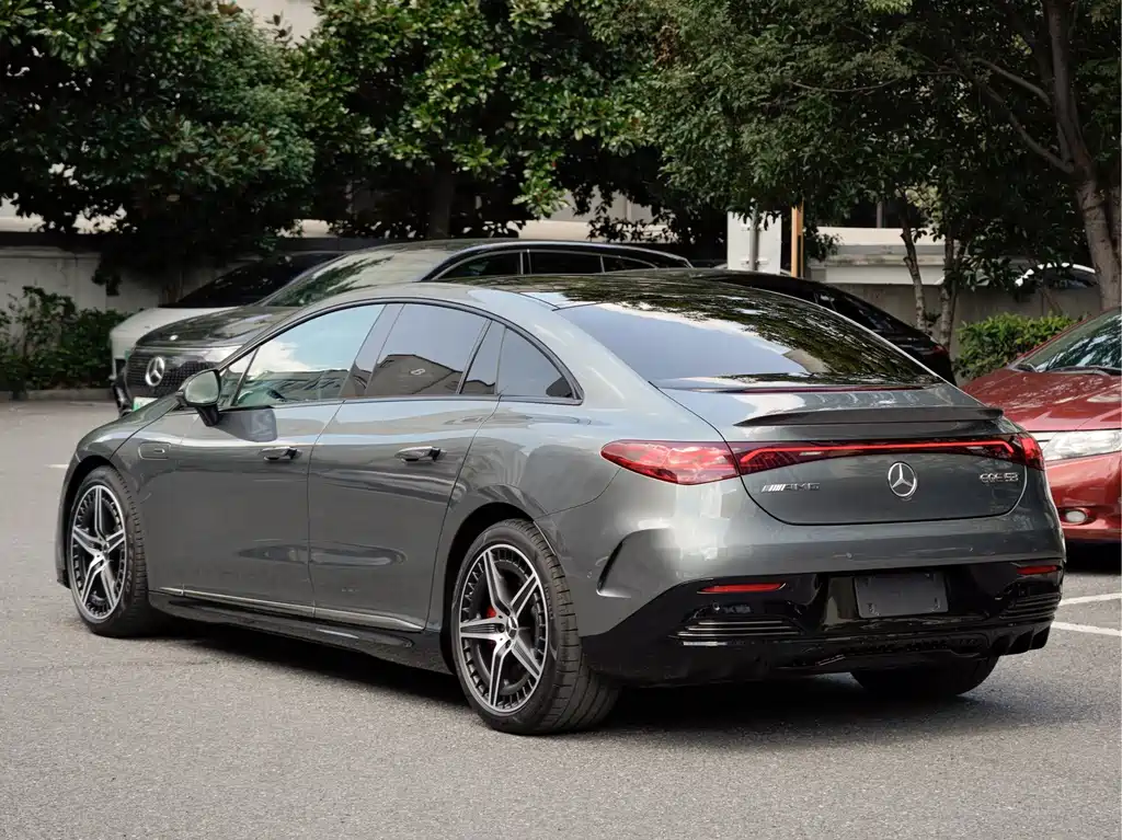 Mercedes-Benz EQE AMG — миниатюра 4