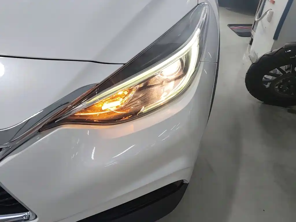 Infiniti QX30 — миниатюра 24