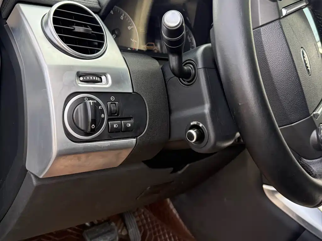 Land Rover Discovery 2016 3.0 SC HSE