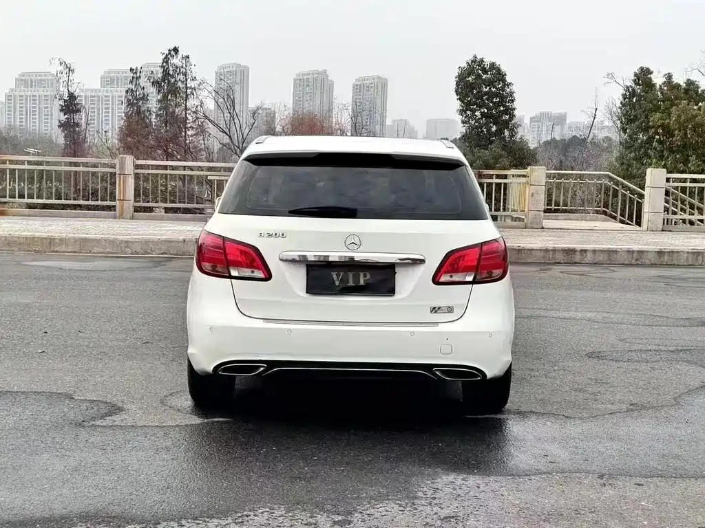 MERCEDES-BENZ B CLASS