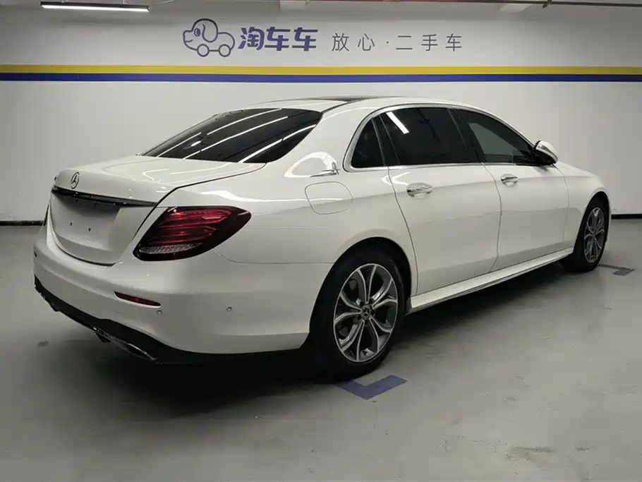 MERCEDES-BENZ  E CLASS