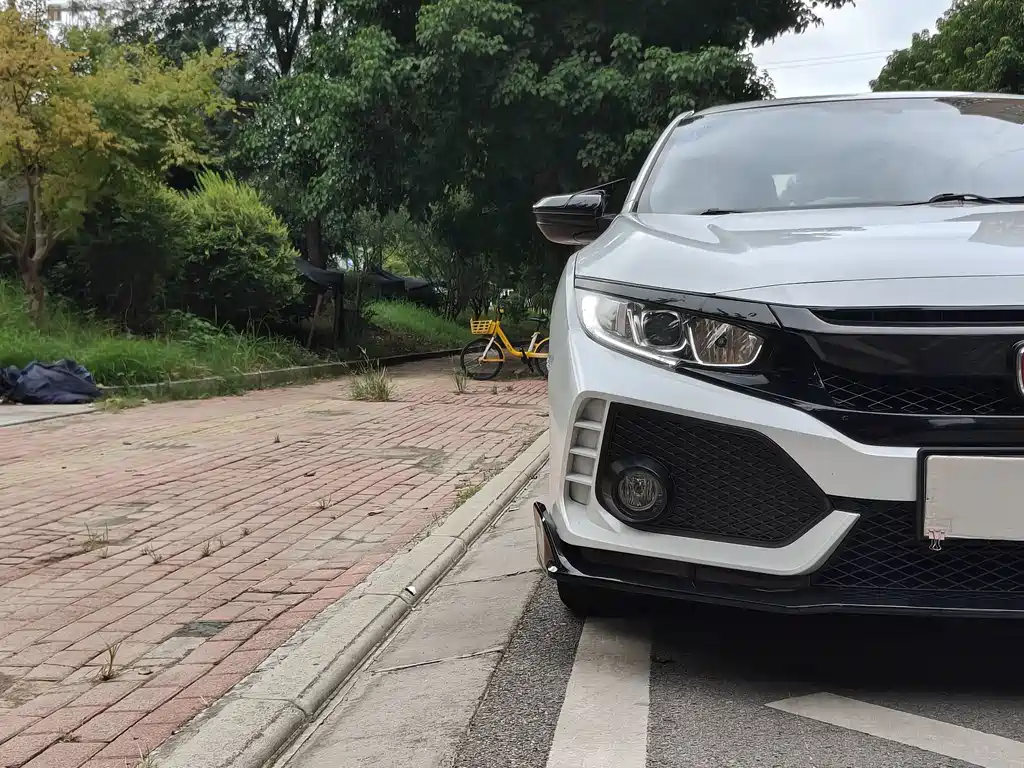 Honda Civic — миниатюра 4