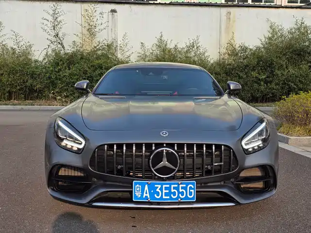 MERCEDES-BENZ AMG GT